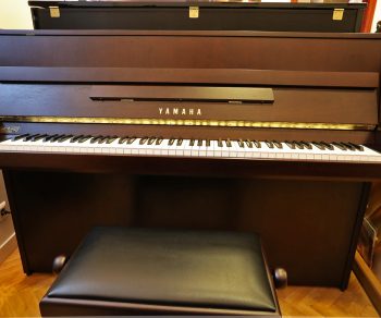Yamaha Piano b1OPDW gebraucht braun