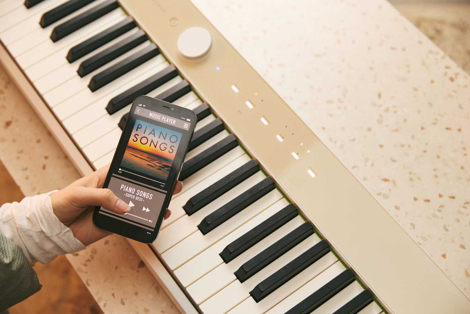 Casio Privia PX-S1100MB Lifestyle Klaviatur und Smartphone